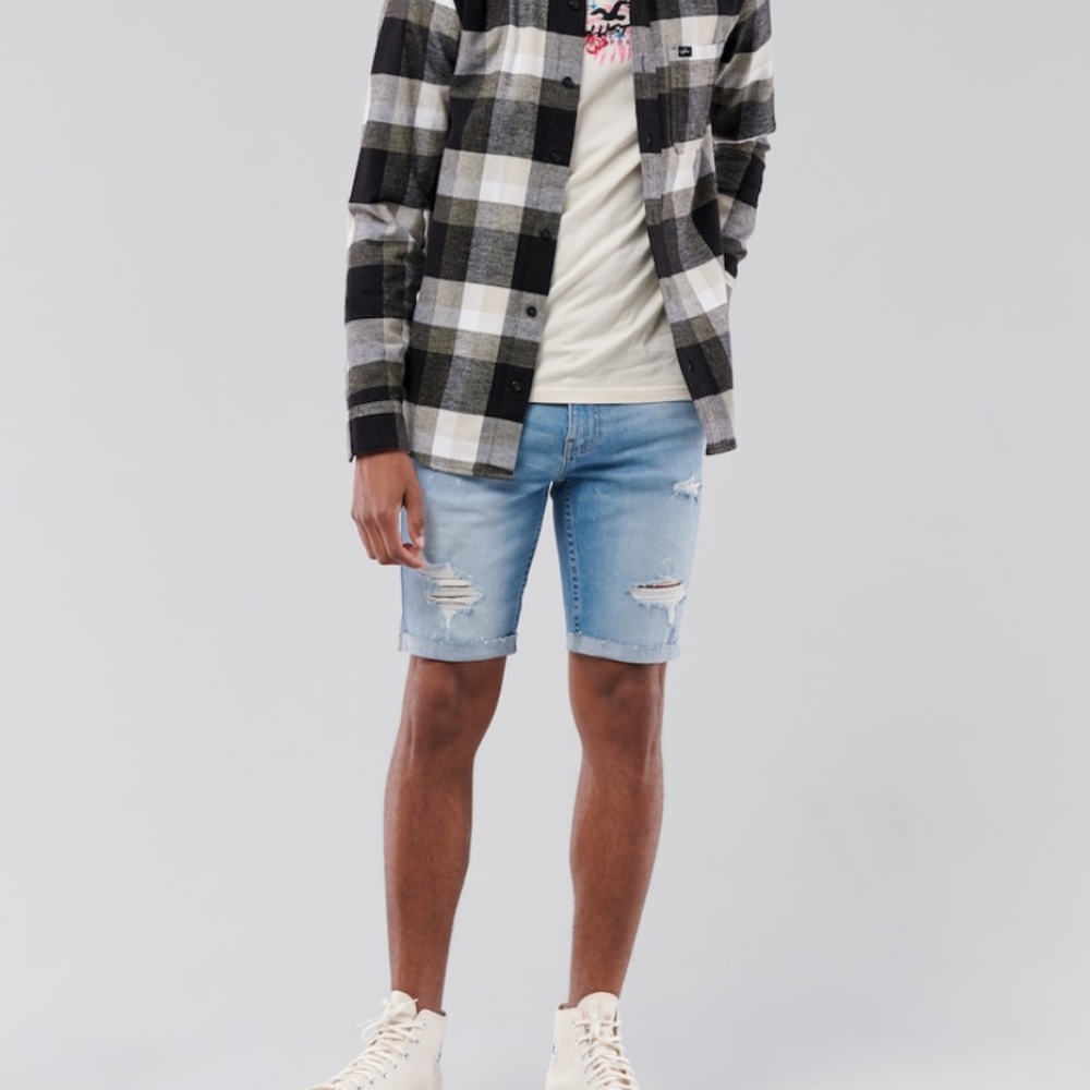 NWT Hollister Epic Flex Skinny Denim Short 9"